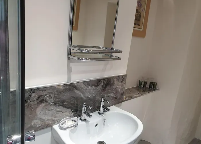 Bed and Breakfast Sykes House 4*