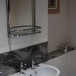Sykes House Nocleg ze śniadaniem 4*
